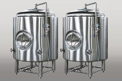 1000L Vertical Bright Beer Tank01
