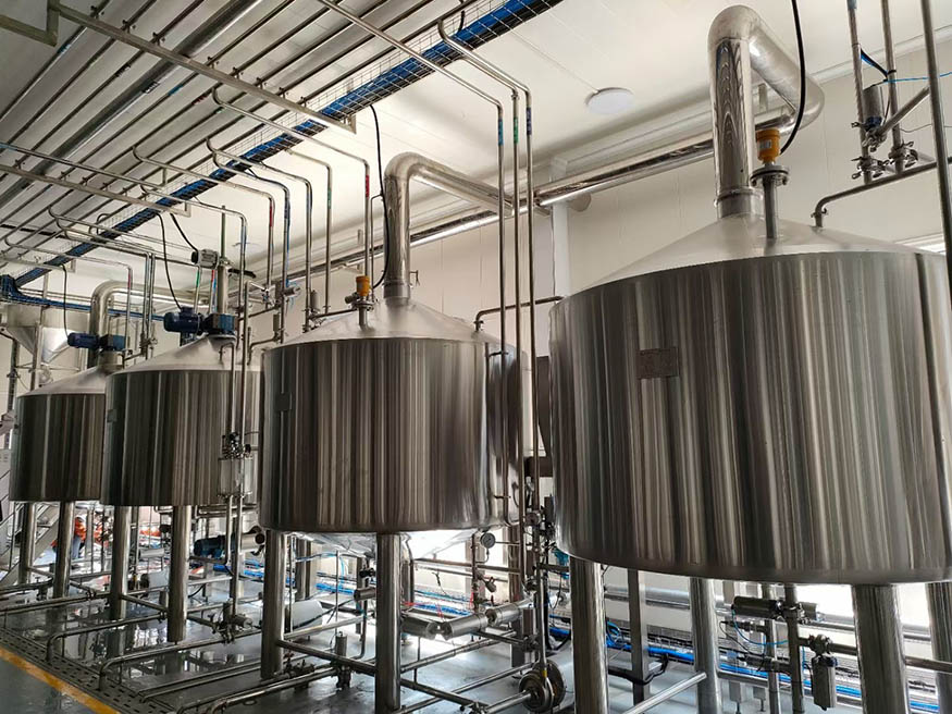 Auto 2500L brewhouse2