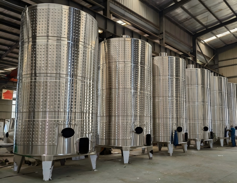 wine fermentation tank